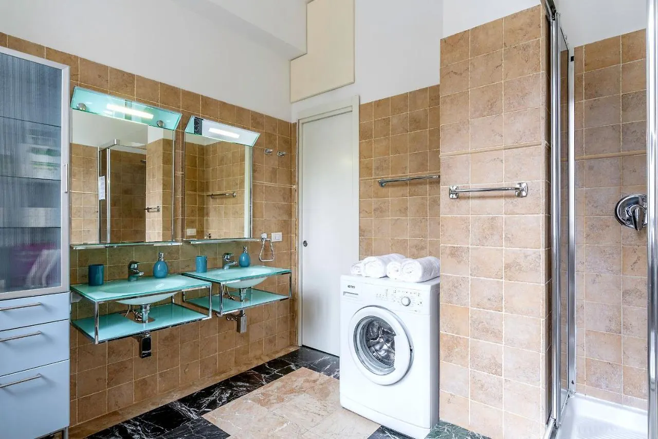 Ferienwohnung S. Ambrogio Square Mailand Apartment