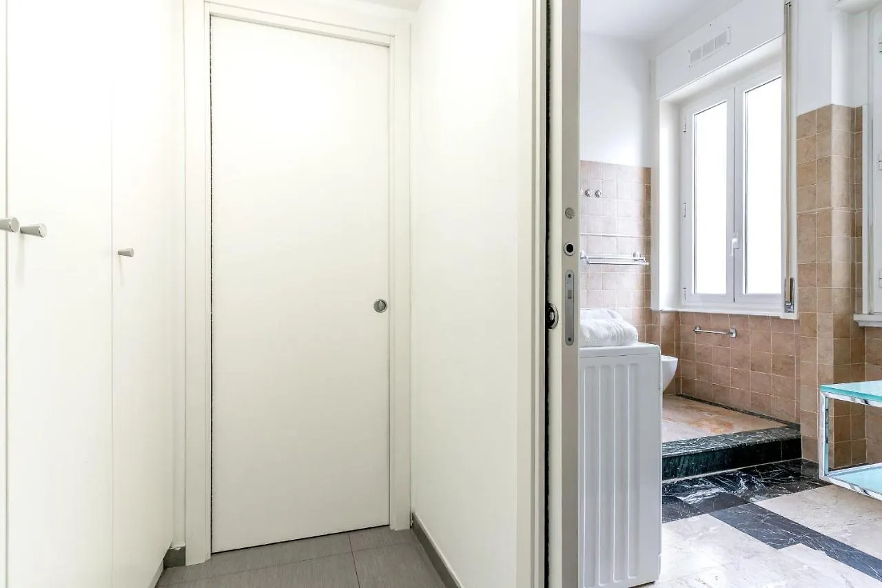 Appartamento S. Ambrogio Square Milano